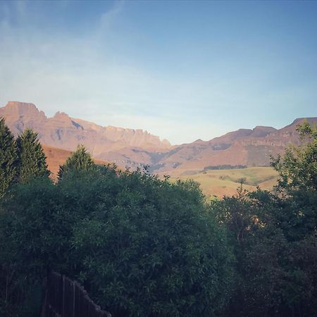 Rockwood Earth Lodge Champagne Valley Buitenkant foto
