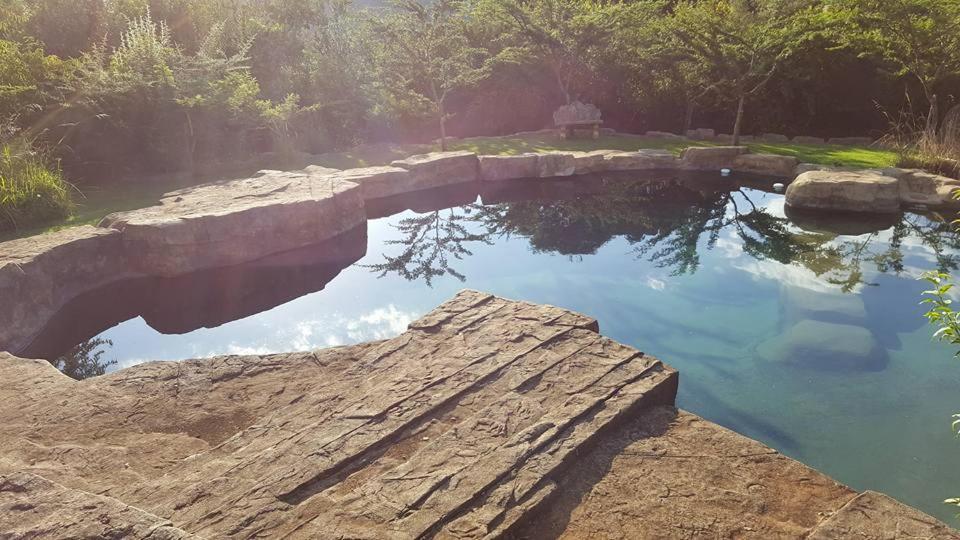 Rockwood Earth Lodge Champagne Valley Buitenkant foto