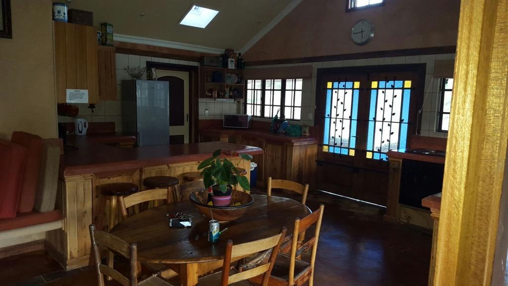 Rockwood Earth Lodge Champagne Valley Buitenkant foto